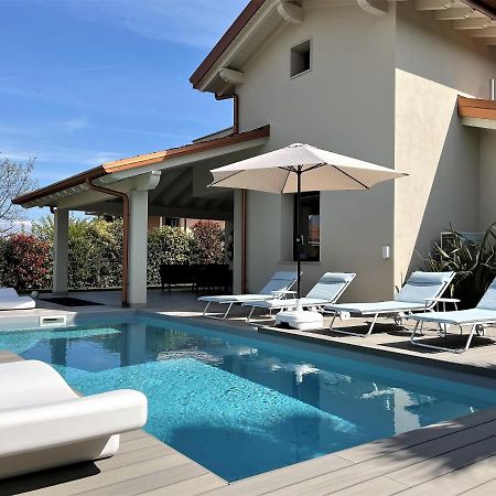 Ferienhaus Casa Sulle Colline Di Barcuzzi Pool, Garden And Barbecue Bagian luar foto