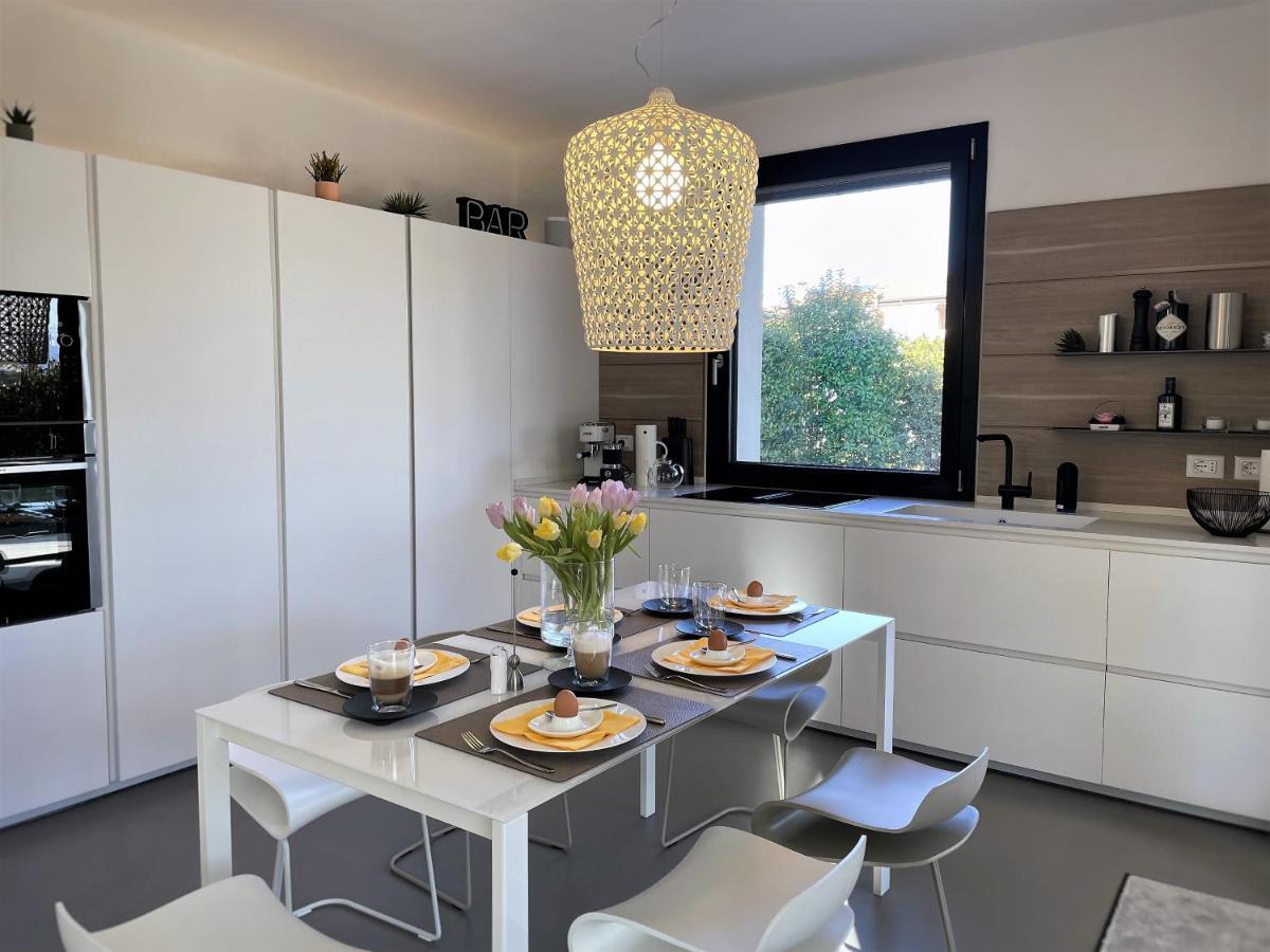 Ferienhaus Casa Sulle Colline Di Barcuzzi Pool, Garden And Barbecue Bagian luar foto