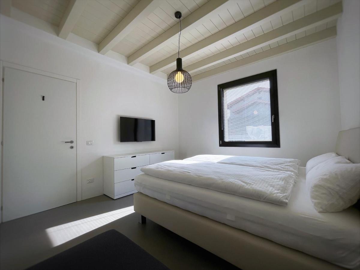Ferienhaus Casa Sulle Colline Di Barcuzzi Pool, Garden And Barbecue Bagian luar foto