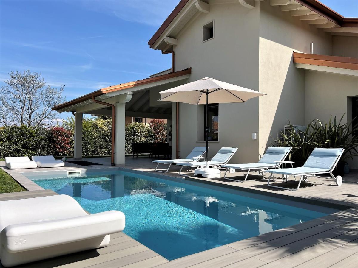 Ferienhaus Casa Sulle Colline Di Barcuzzi Pool, Garden And Barbecue Bagian luar foto
