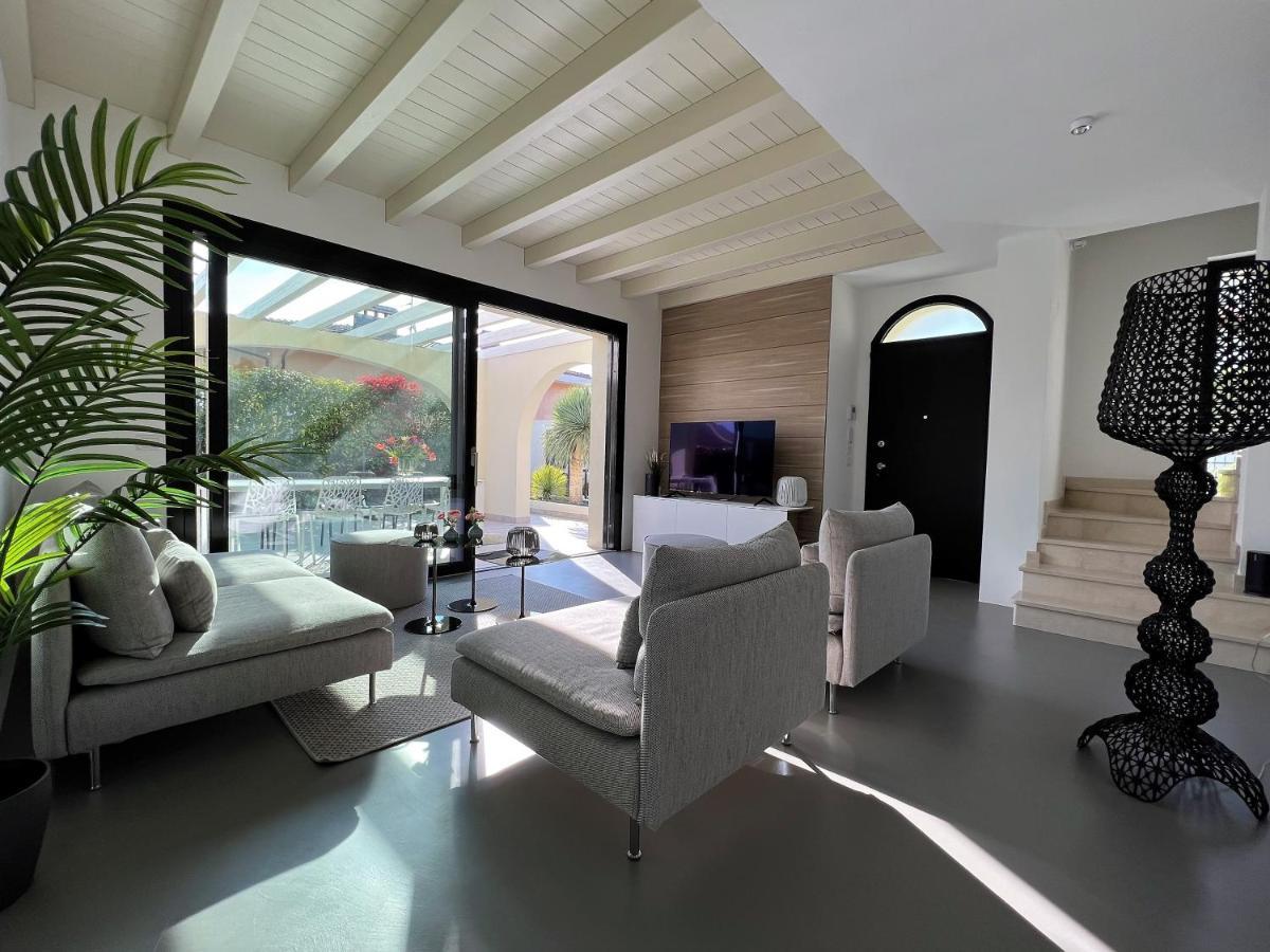Ferienhaus Casa Sulle Colline Di Barcuzzi Pool, Garden And Barbecue Bagian luar foto
